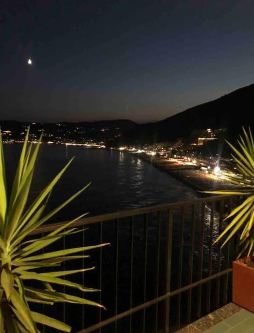 Casa Isola Bergeggi Exterior foto